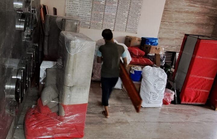 Local shifting in Thane